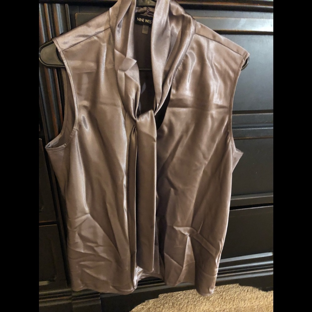 Nine West sleeveless blouse